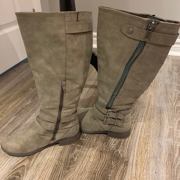 Women’s Madden Girl boots tan colour - Picture 2 of 3